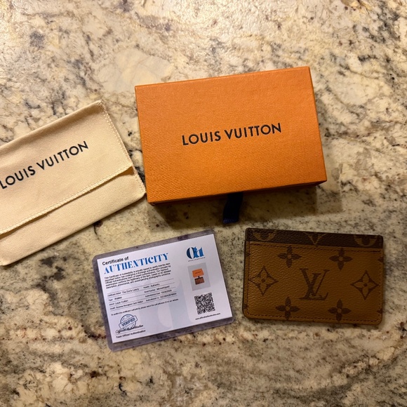 Louis Vuitton Card Case Monogram Reverse - Picture 5 of 6